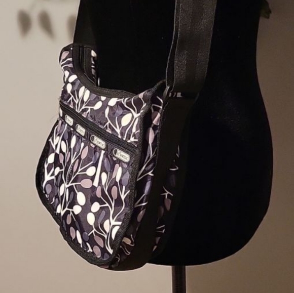 LE SPORTSAC ARBOR TREE LARGE EXPANDABLE MESSENGER BAG PURSE CROSSBODY LESPORTSAC - Picture 3 of 7